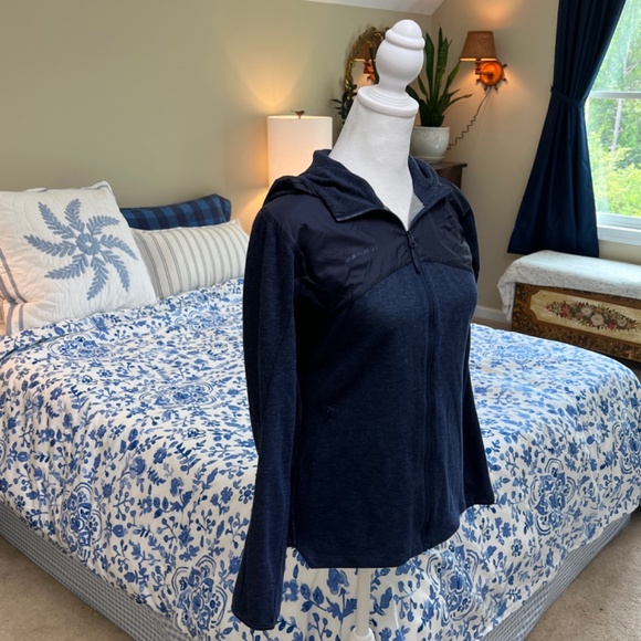 Mammut Navy Light-weight Zip Up Hoodie Jacket Size XS - Picture 4 of 15